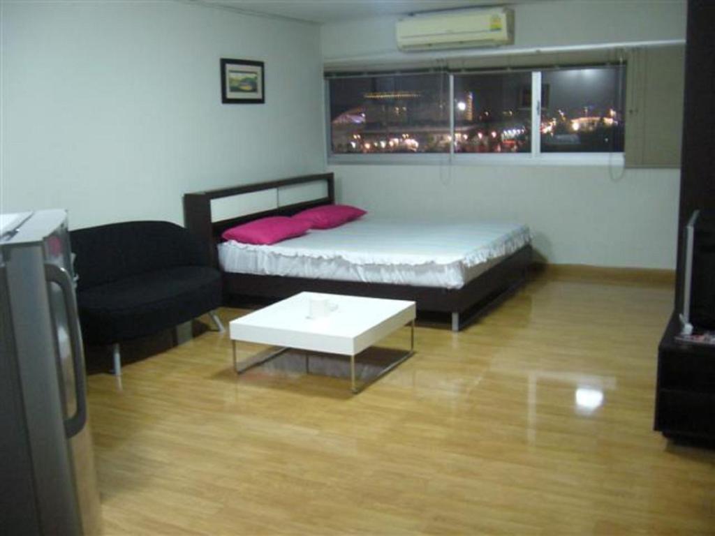 Impact Don Mueang Bangkok Guest House Kültér fotó